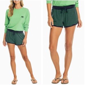 Southern Tide foliage green stripe lounge short